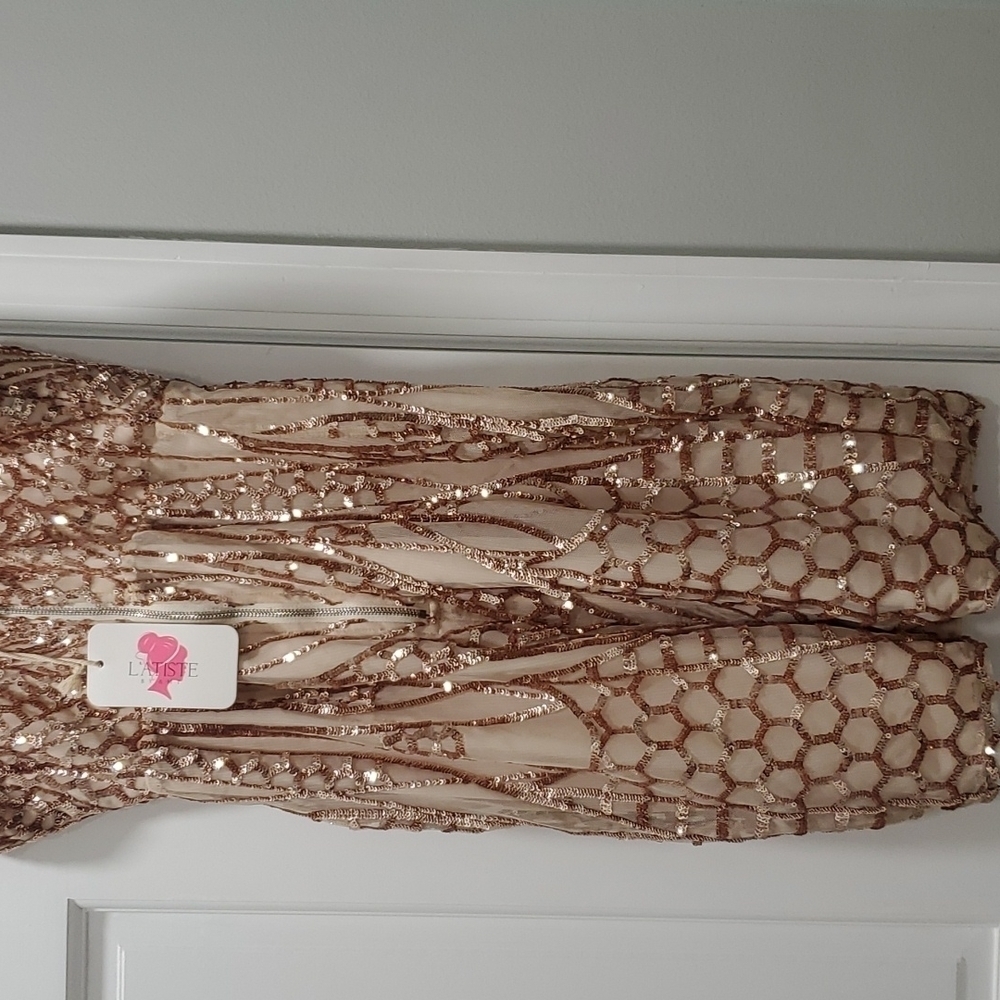 LATISTE cocktail Dress Strappy with Gold Glitter nwt small - Picture 10 of 14